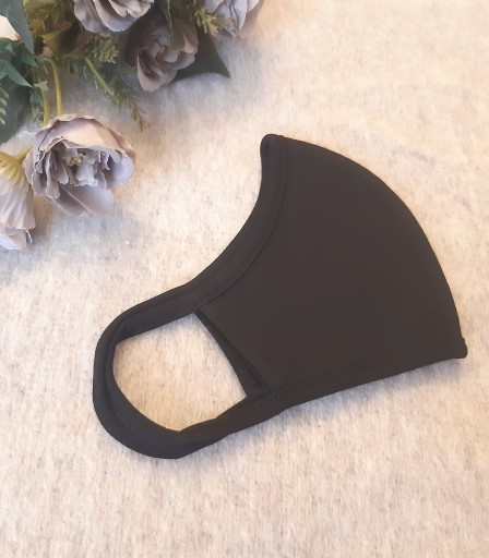 ULIZE Handmade MELNA SML bez apdrukas Face mask